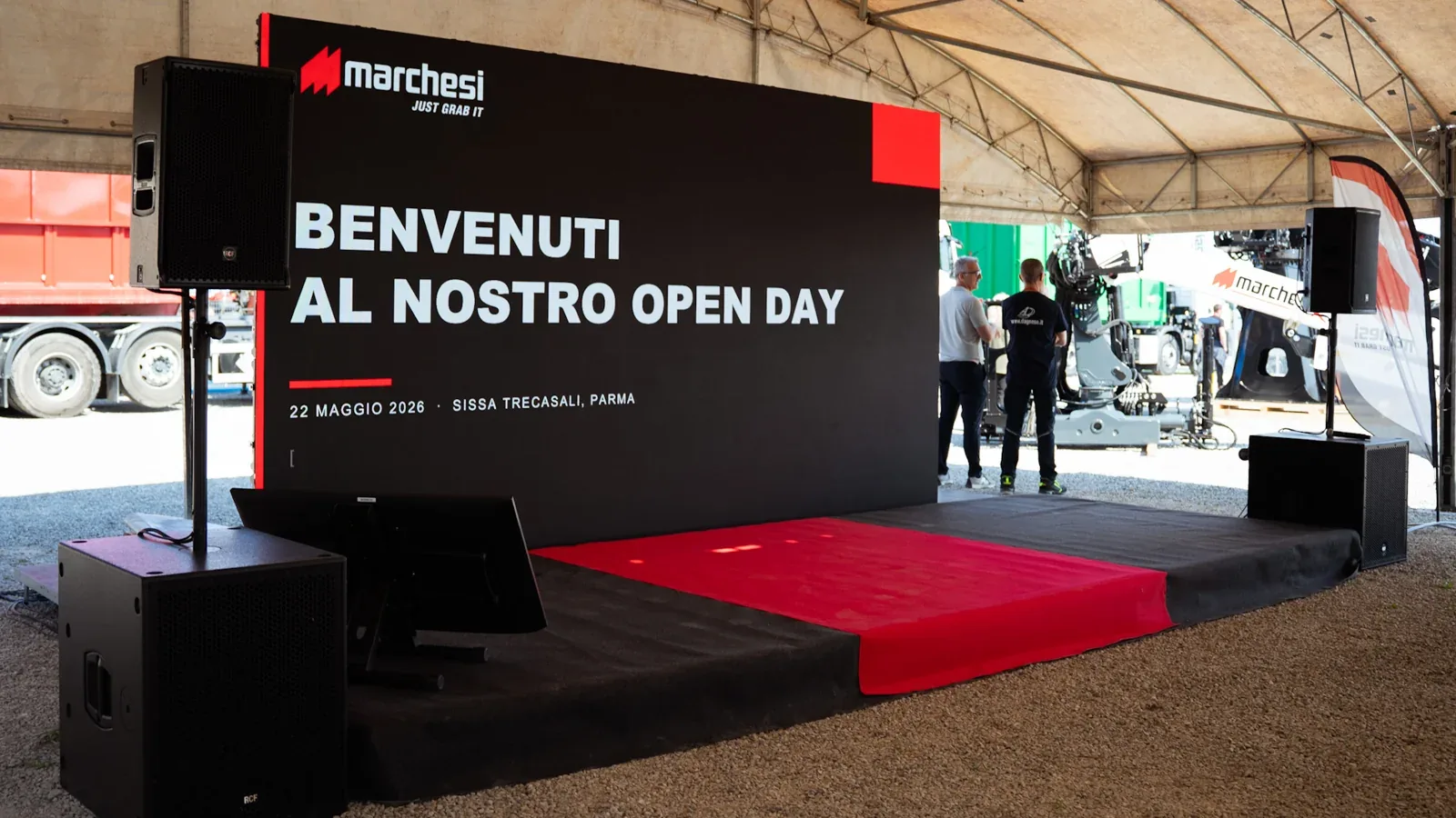 Palco e schermo dell’Open Day Marchesi Gru